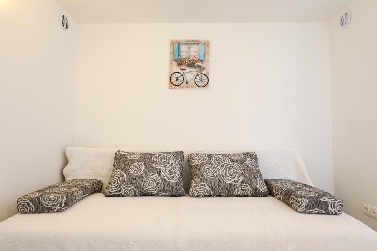 Holiday Home Ana Poljana  Extérieur photo