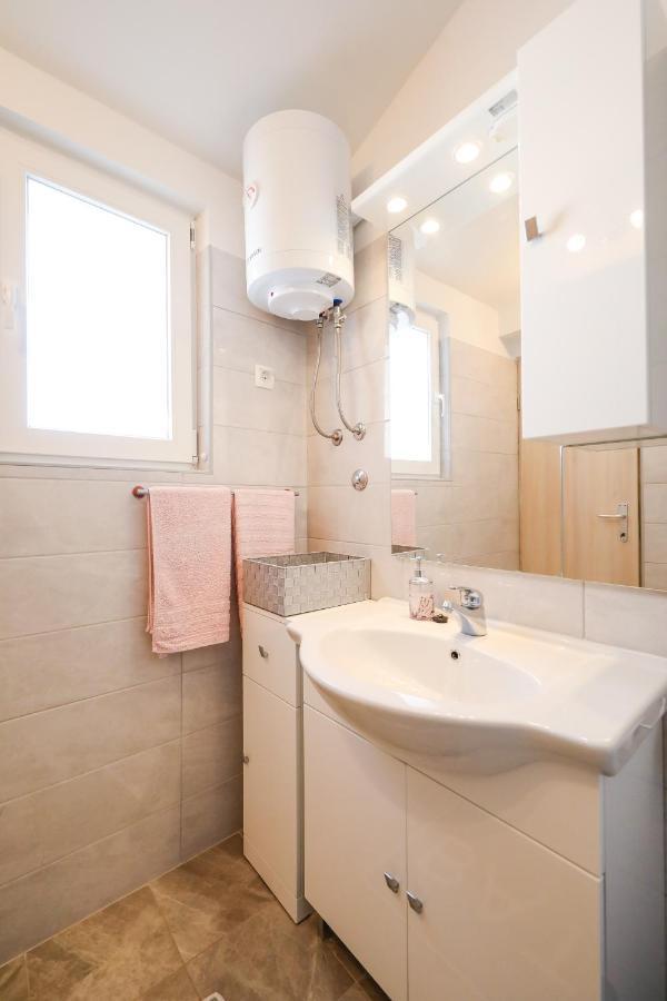 Holiday Home Ana Poljana  Extérieur photo
