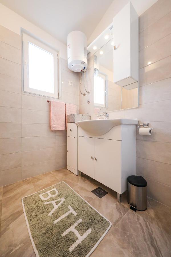Holiday Home Ana Poljana  Extérieur photo